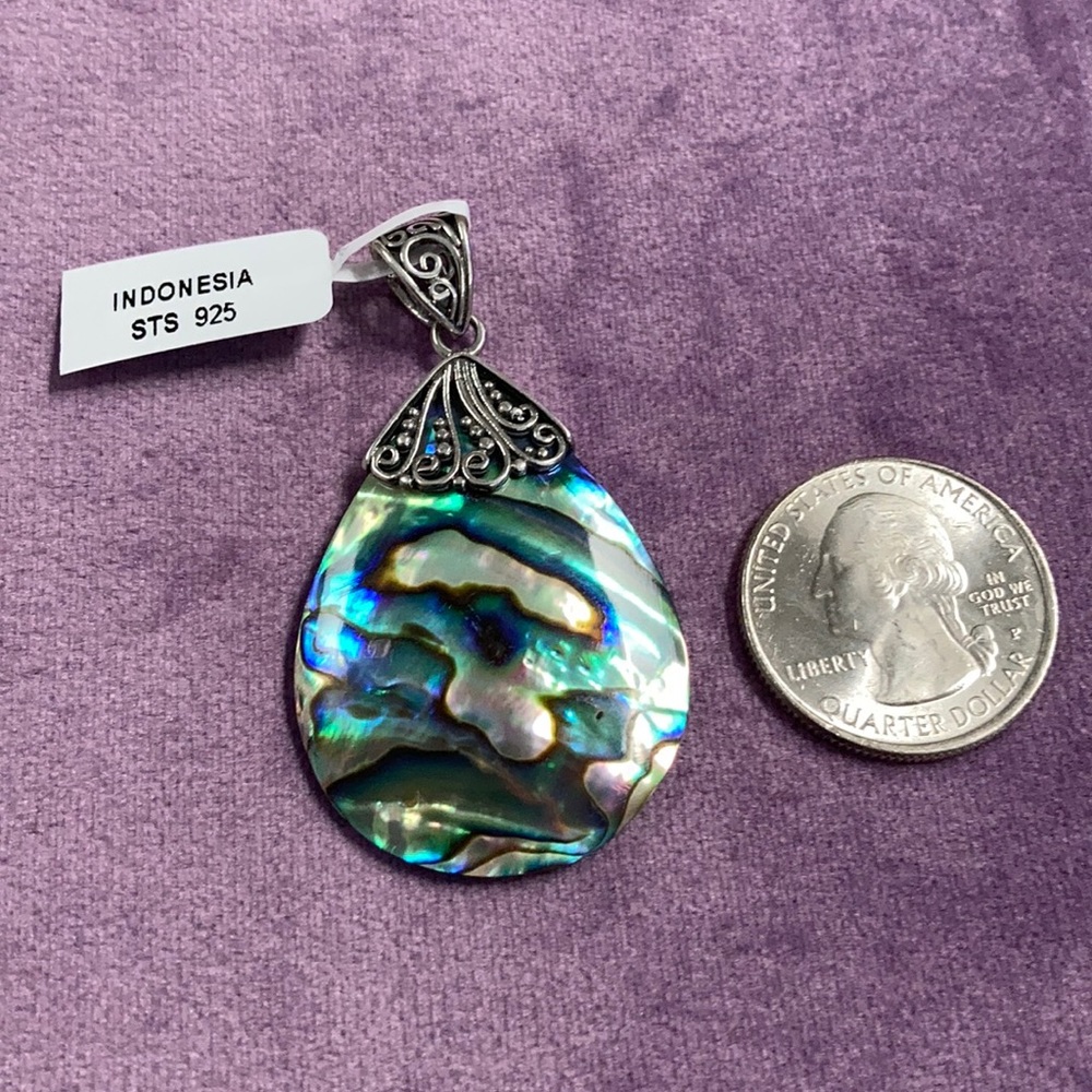 Abalone pendant